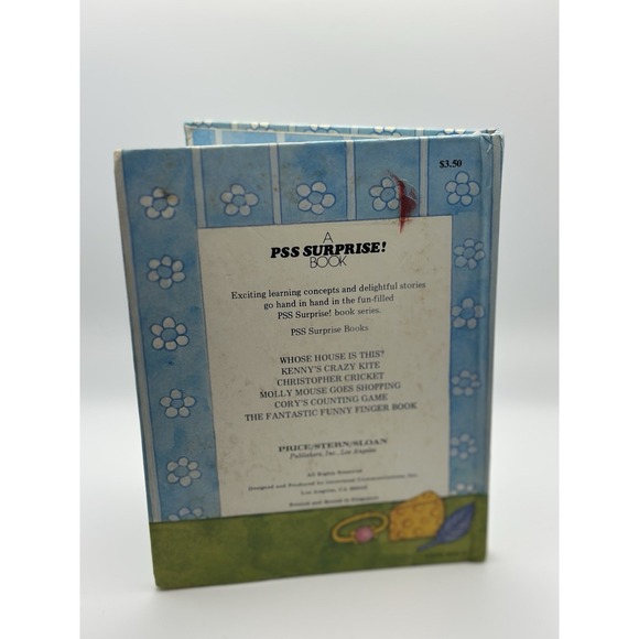 Molly Mouse Goes Shopping‎ Fun with a Mouse on a String 1979 HC Collectible - Picture 2 of 6